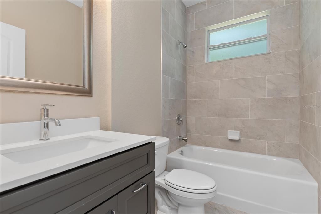 For Sale: $338,800 (3 beds, 2 baths, 1495 Square Feet)