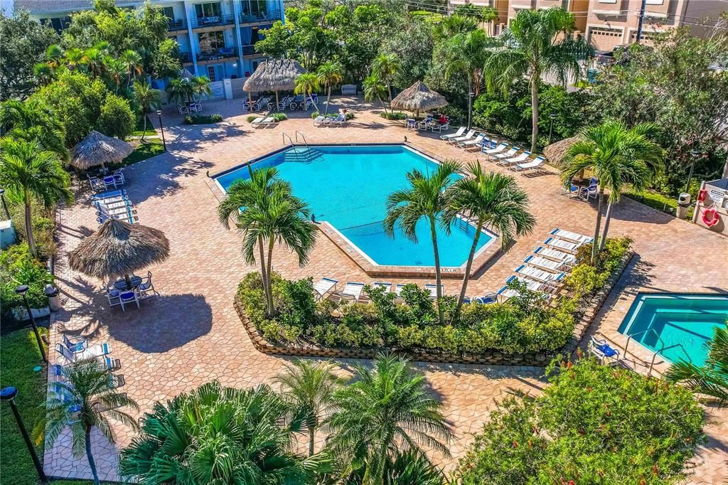 For Rent: $2,300 (2 beds, 2 baths, 1390 Square Feet)