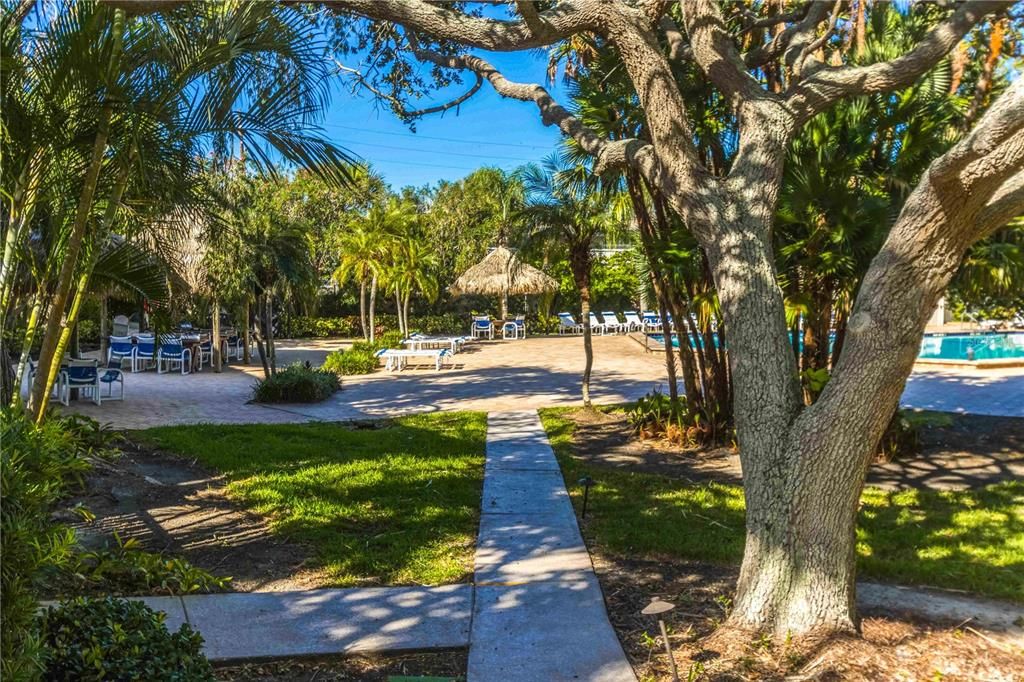 For Rent: $2,300 (2 beds, 2 baths, 1390 Square Feet)