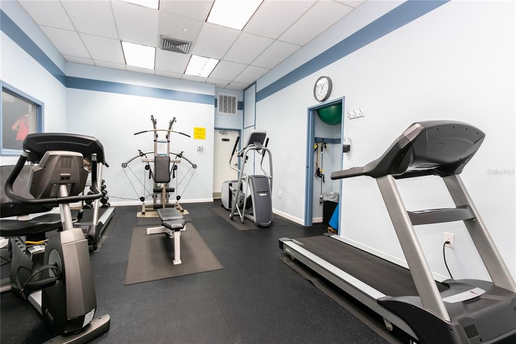 For Rent: $2,300 (2 beds, 2 baths, 1390 Square Feet)