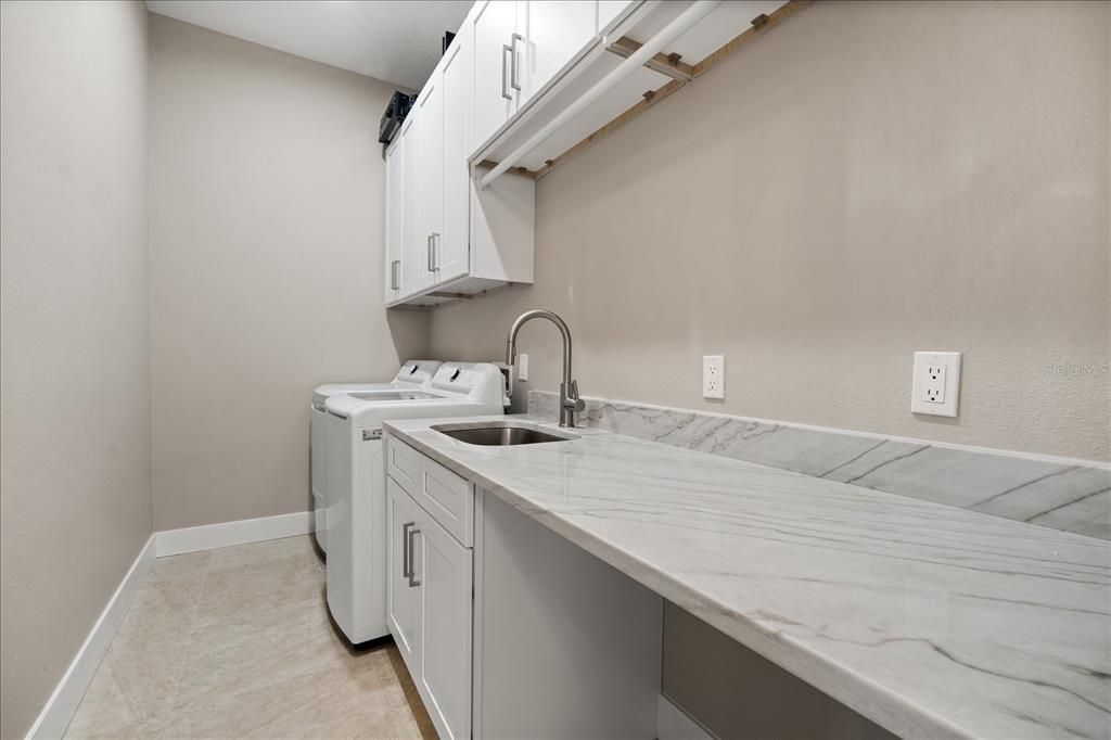 For Sale: $1,190,000 (4 beds, 3 baths, 2510 Square Feet)