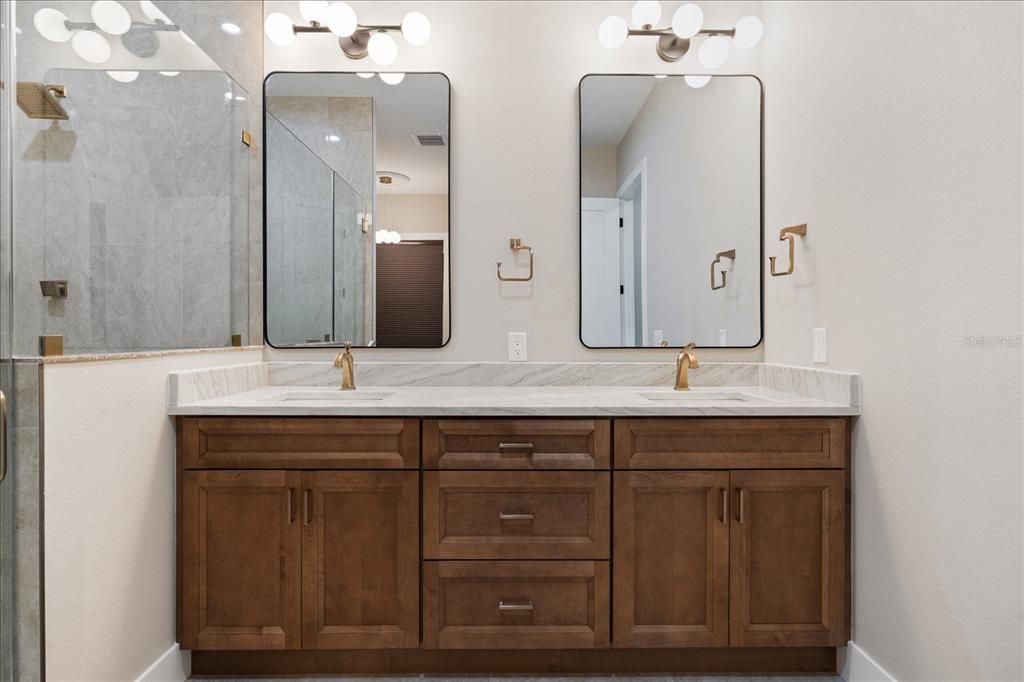 For Sale: $1,190,000 (4 beds, 3 baths, 2510 Square Feet)