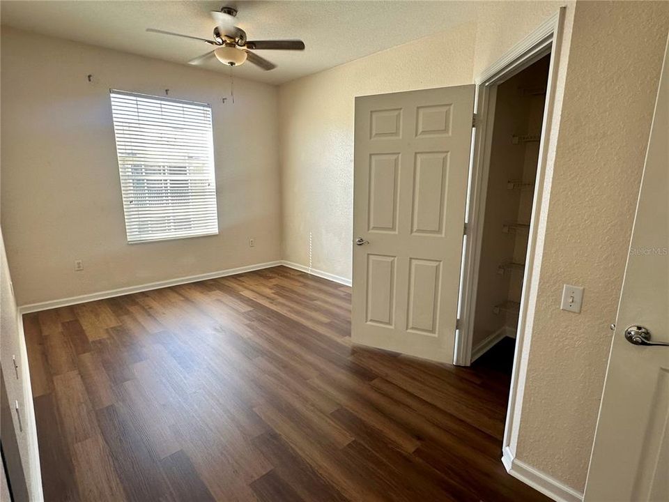 В аренду: $1,950 (3 спален, 2 ванн, 1412 Квадратных фут)