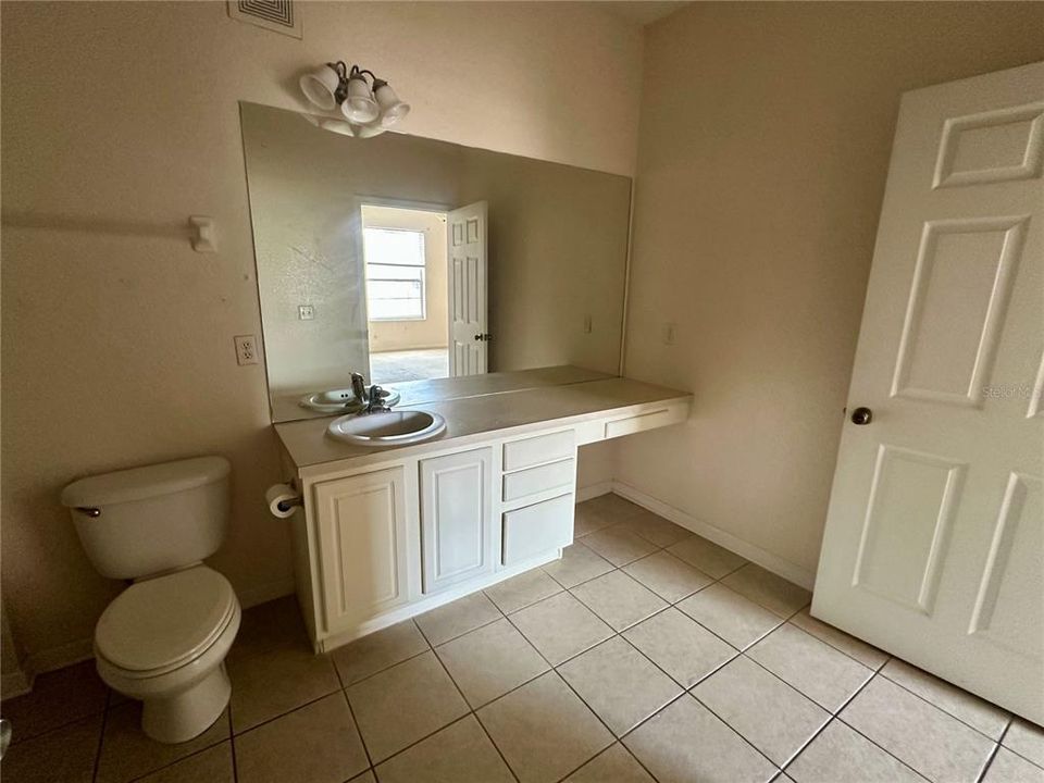 В аренду: $1,950 (3 спален, 2 ванн, 1412 Квадратных фут)