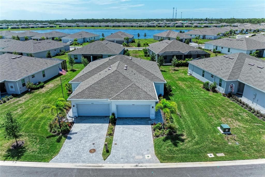 For Sale: $295,000 (3 beds, 2 baths, 1423 Square Feet)