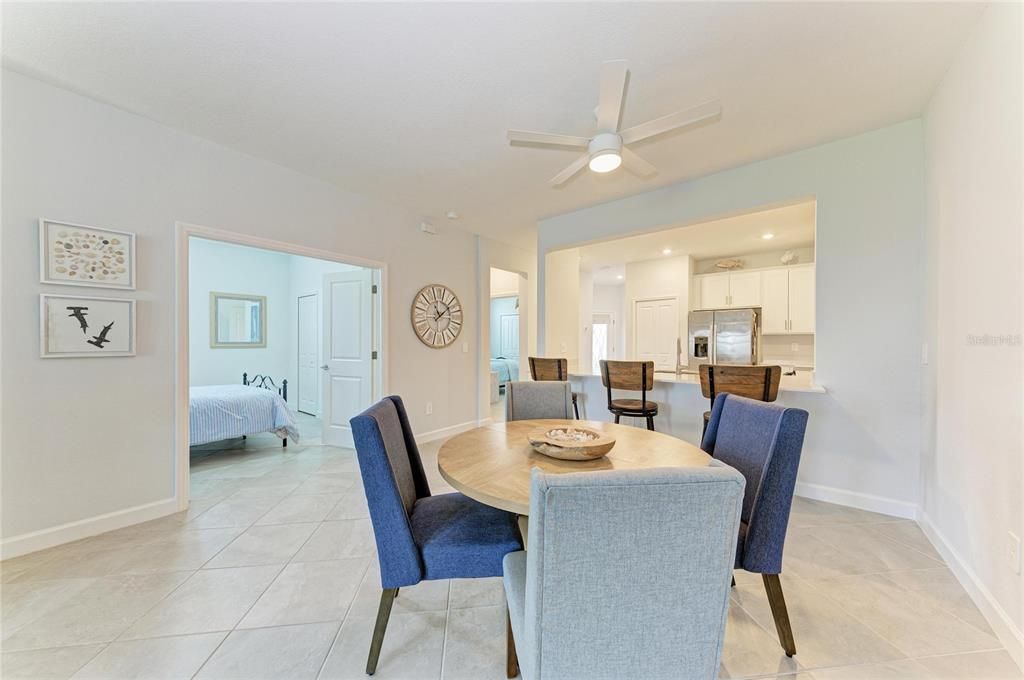 For Sale: $295,000 (3 beds, 2 baths, 1423 Square Feet)