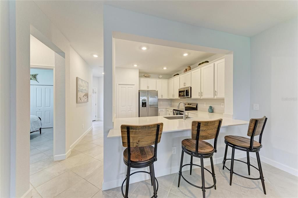 For Sale: $295,000 (3 beds, 2 baths, 1423 Square Feet)