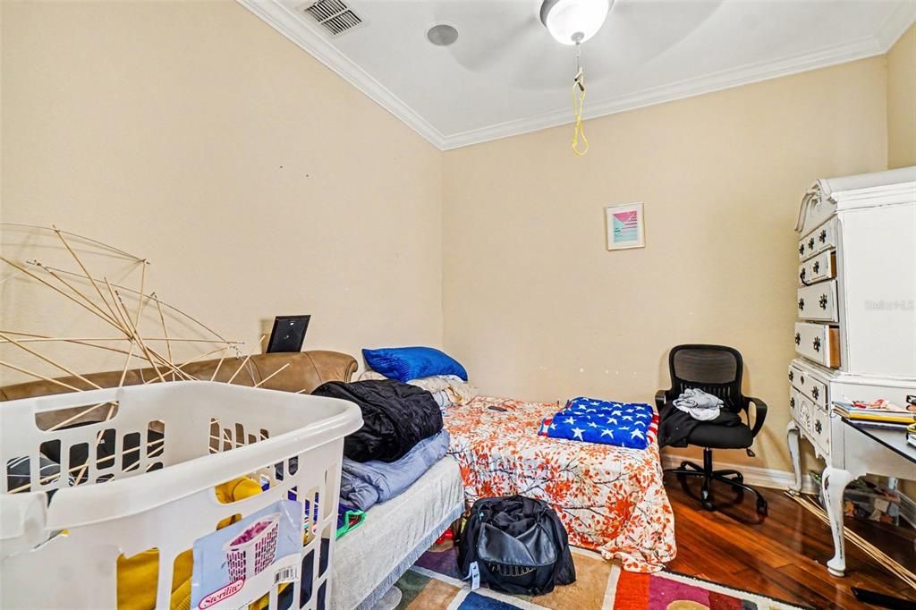 For Sale: $475,000 (3 beds, 2 baths, 2585 Square Feet)