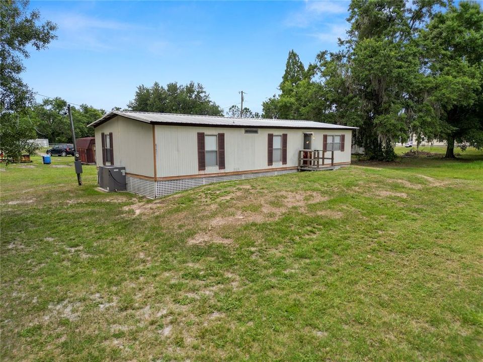 For Sale: $199,000 (3 beds, 2 baths, 1152 Square Feet)