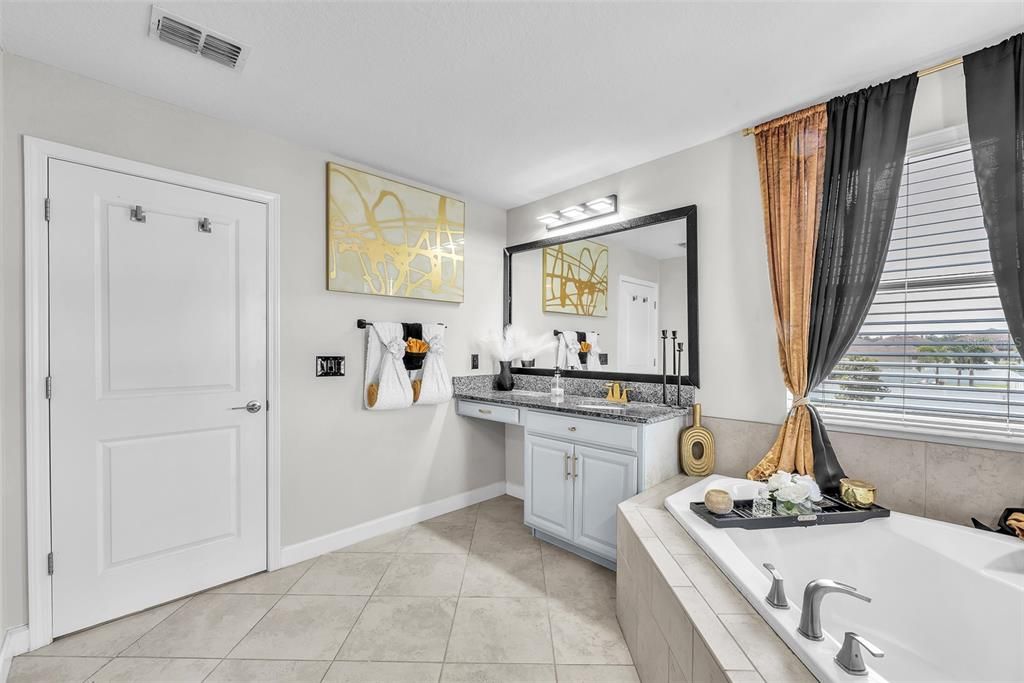 For Sale: $505,000 (5 beds, 3 baths, 3369 Square Feet)