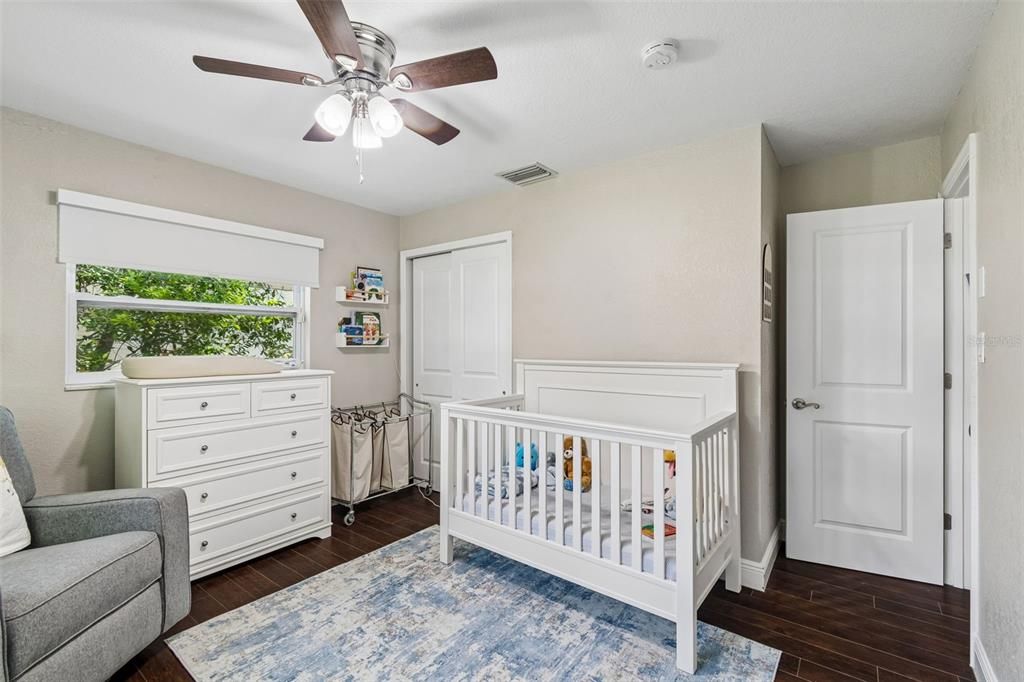 For Sale: $475,000 (3 beds, 2 baths, 1306 Square Feet)