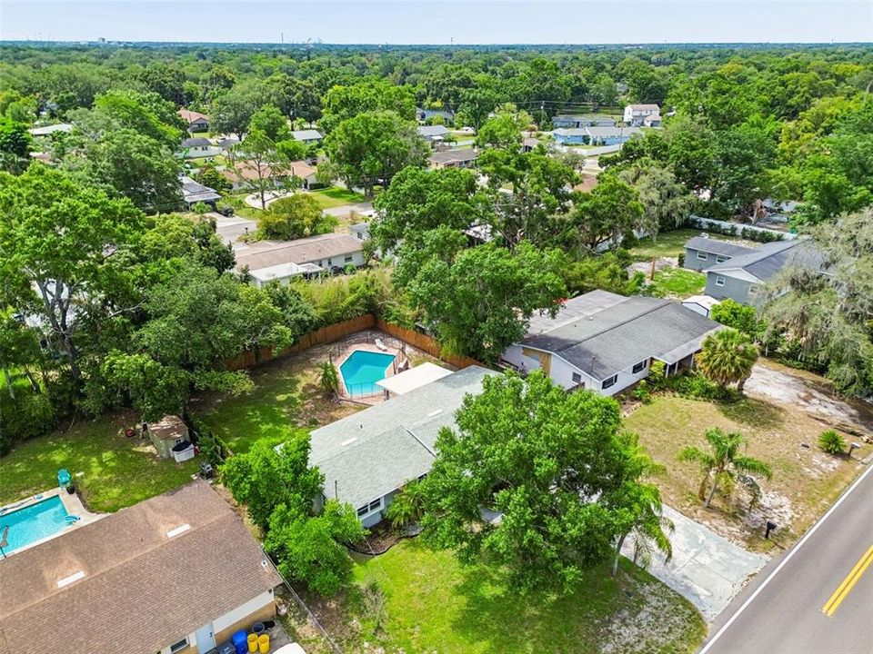 For Sale: $475,000 (3 beds, 2 baths, 1306 Square Feet)