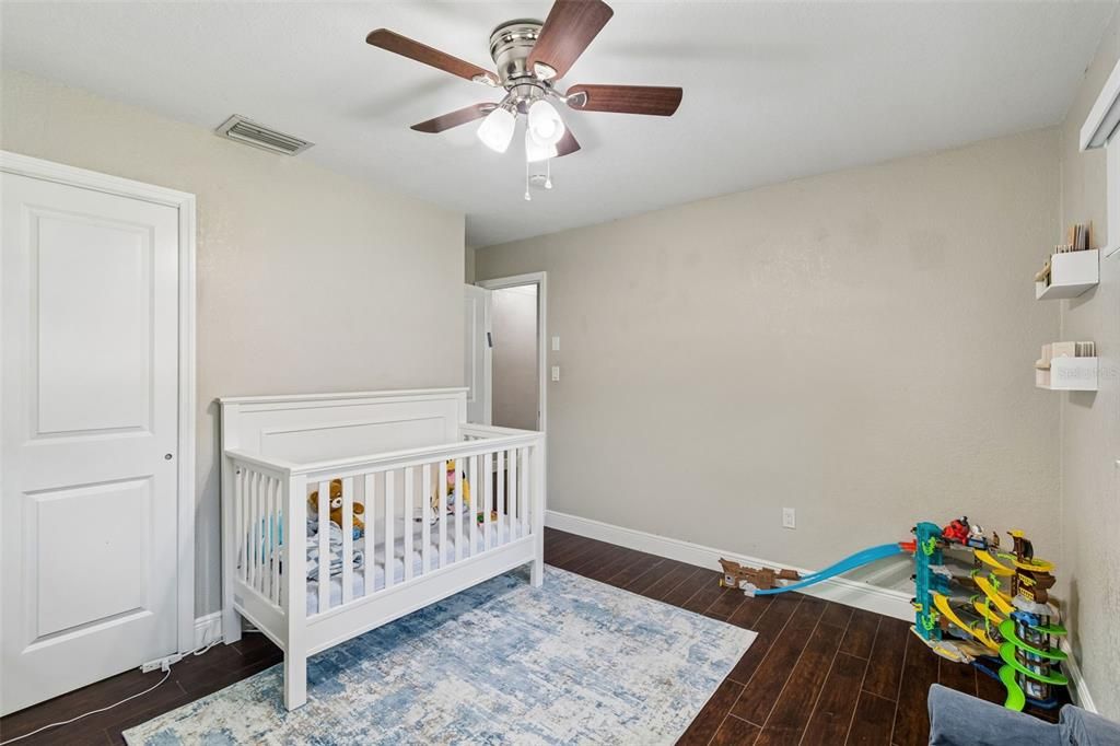 For Sale: $475,000 (3 beds, 2 baths, 1306 Square Feet)