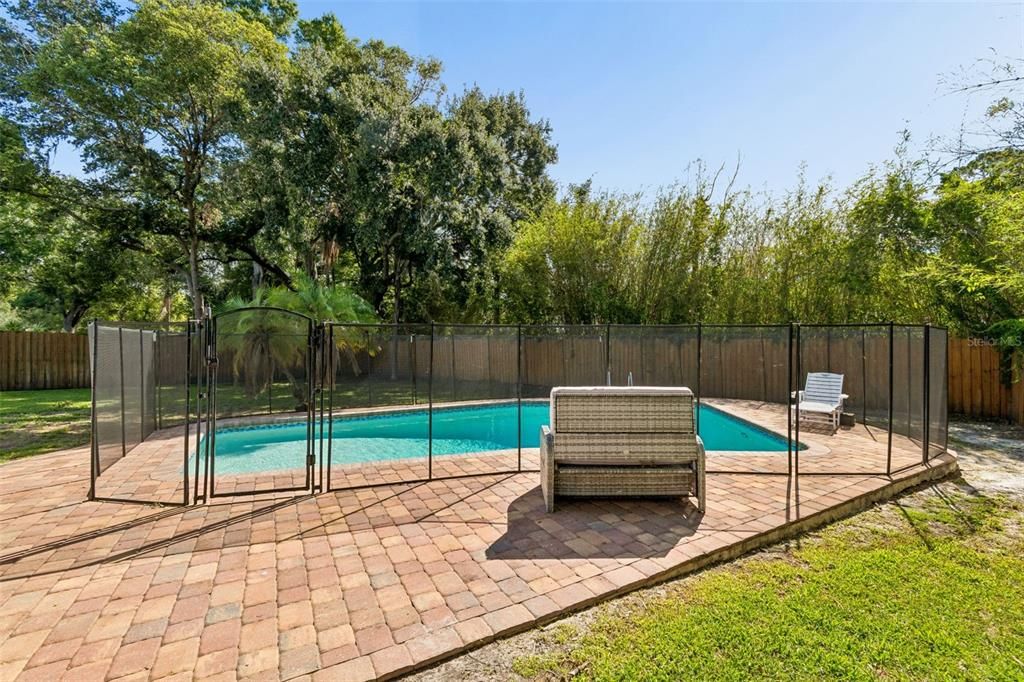 For Sale: $475,000 (3 beds, 2 baths, 1306 Square Feet)