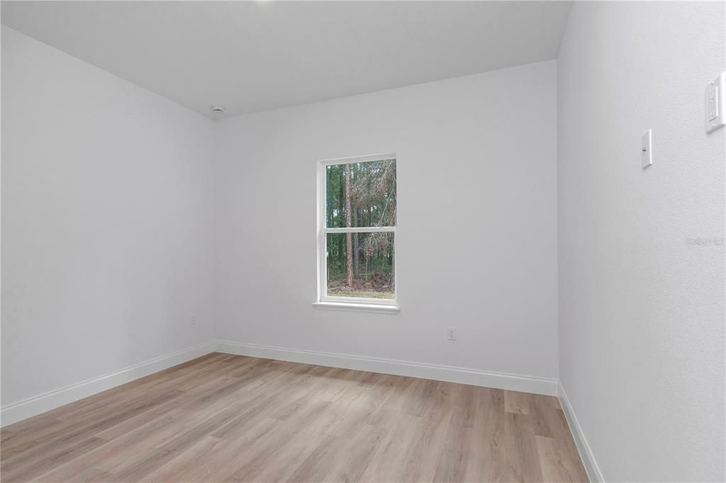 For Sale: $249,900 (3 beds, 2 baths, 1427 Square Feet)