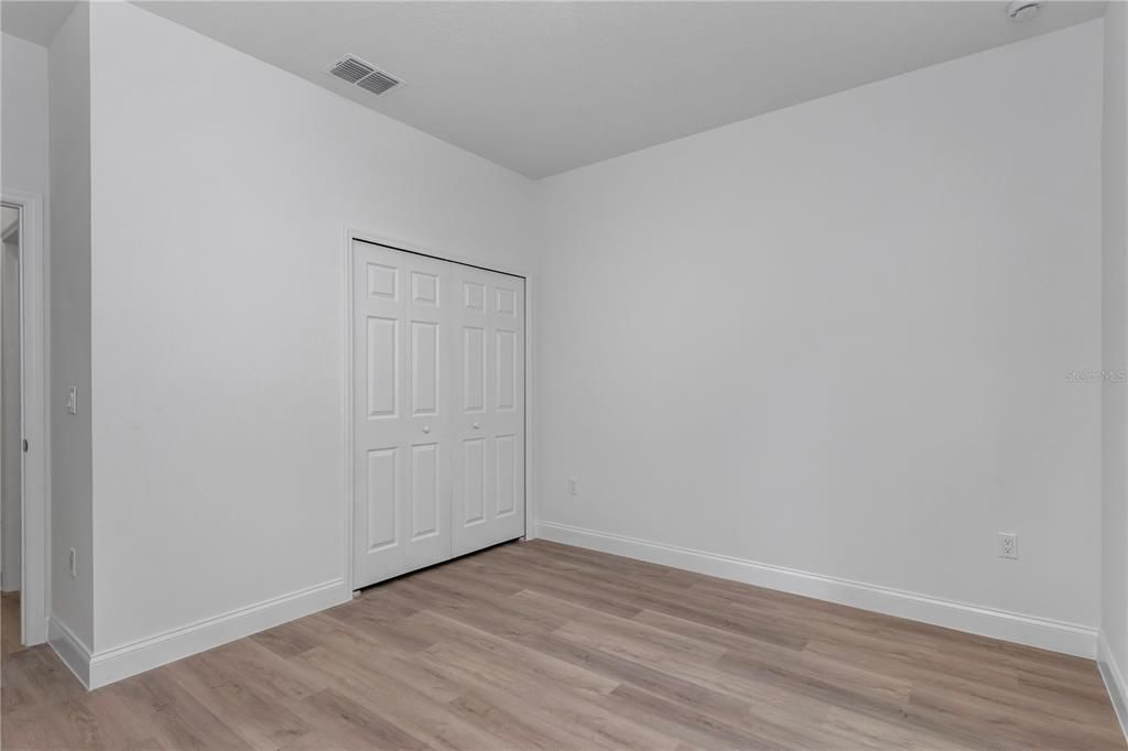 For Sale: $249,900 (3 beds, 2 baths, 1427 Square Feet)