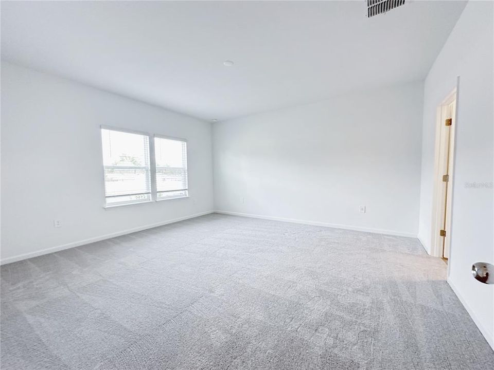 На продажу: $349,990 (4 спален, 3 ванн, 2248 Квадратных фут)