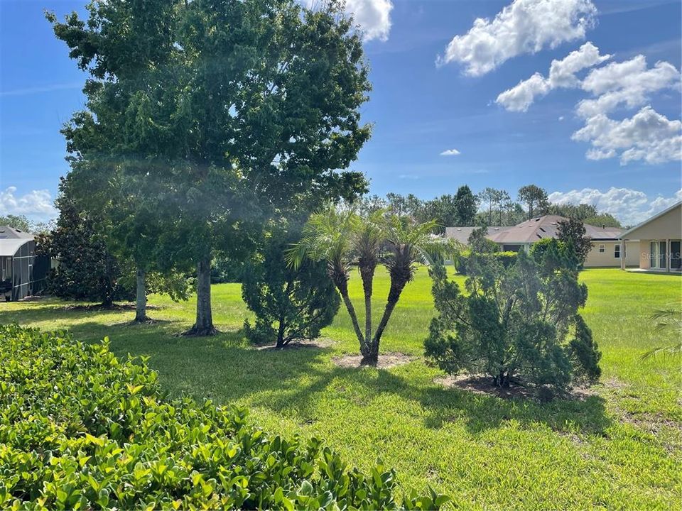 For Sale: $324,900 (2 beds, 2 baths, 1612 Square Feet)