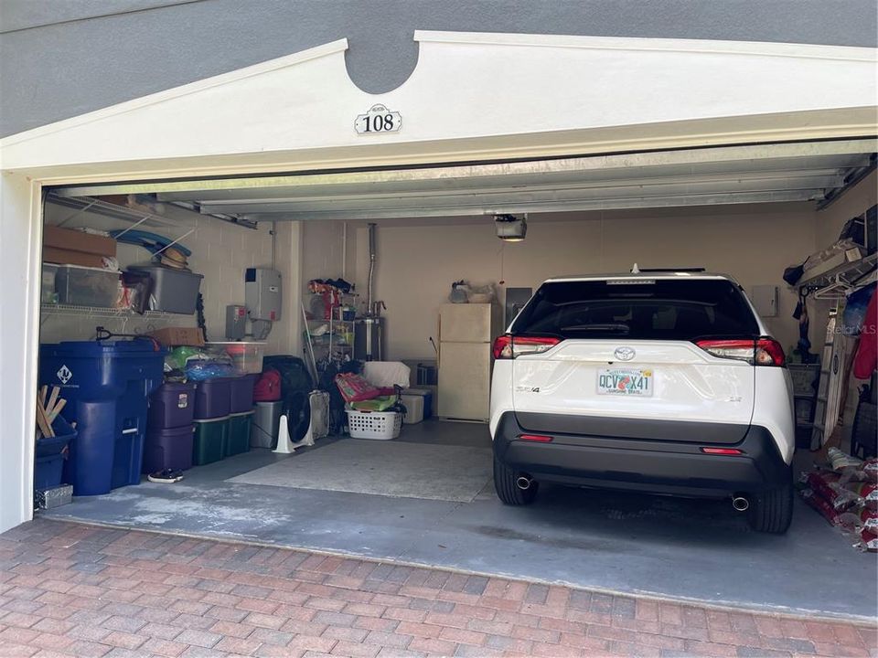 For Sale: $324,900 (2 beds, 2 baths, 1612 Square Feet)