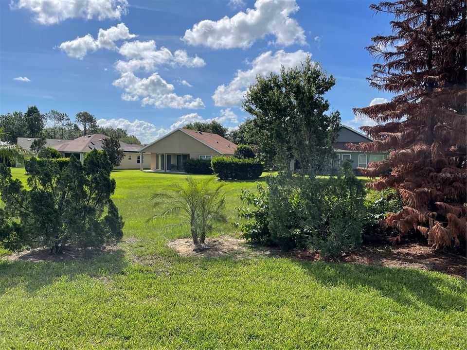 For Sale: $324,900 (2 beds, 2 baths, 1612 Square Feet)