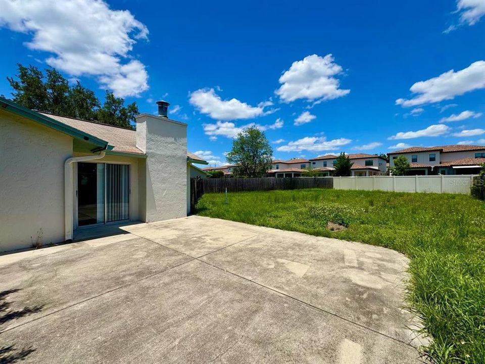 В аренду: $1,950 (2 спален, 2 ванн, 1049 Квадратных фут)