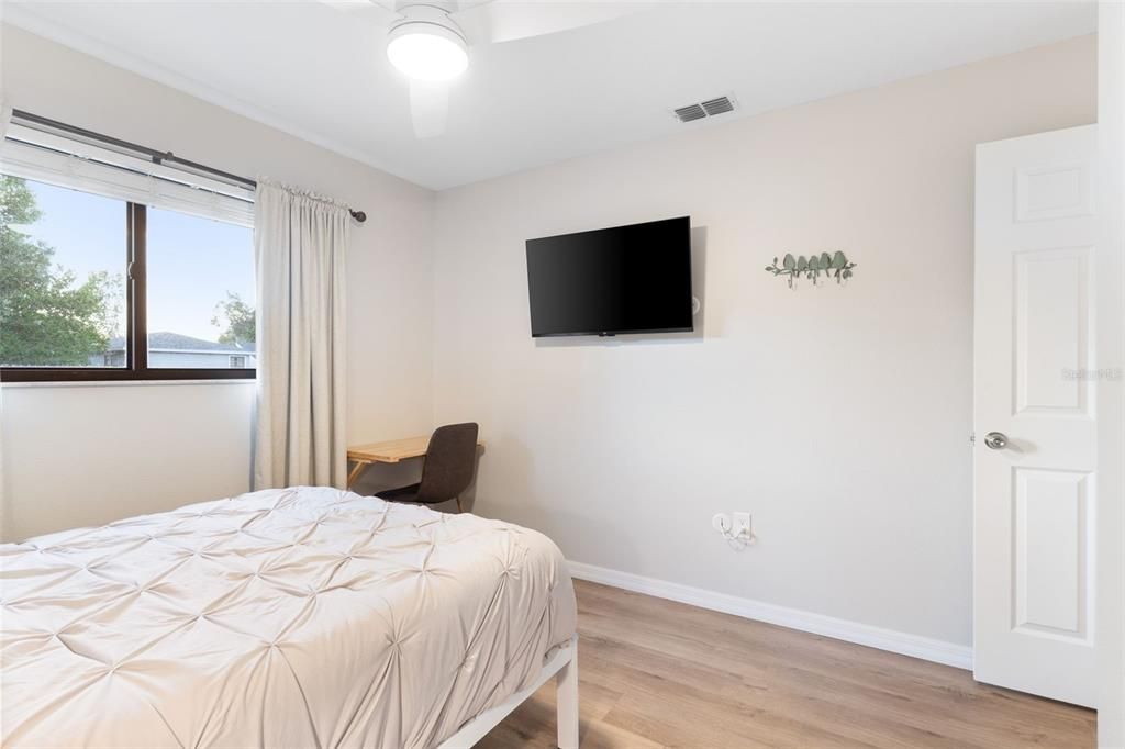En Venta: $320,000 (3 camas, 2 baños, 1768 Pies cuadrados)