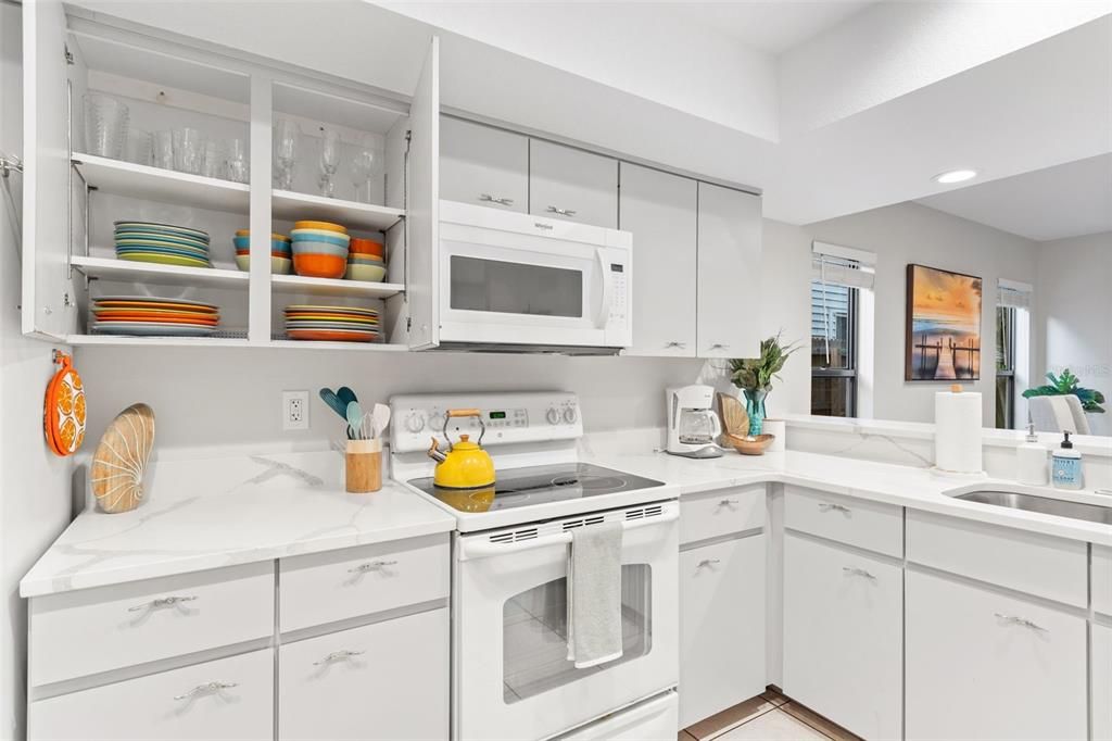 En Venta: $320,000 (3 camas, 2 baños, 1768 Pies cuadrados)