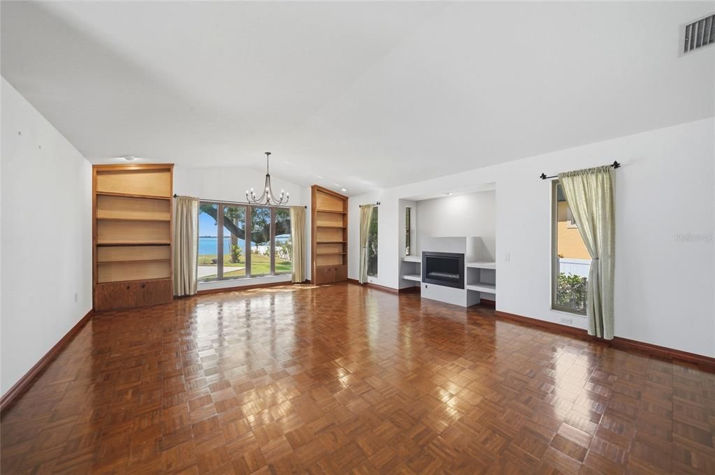 На продажу: $995,000 (3 спален, 3 ванн, 3133 Квадратных фут)