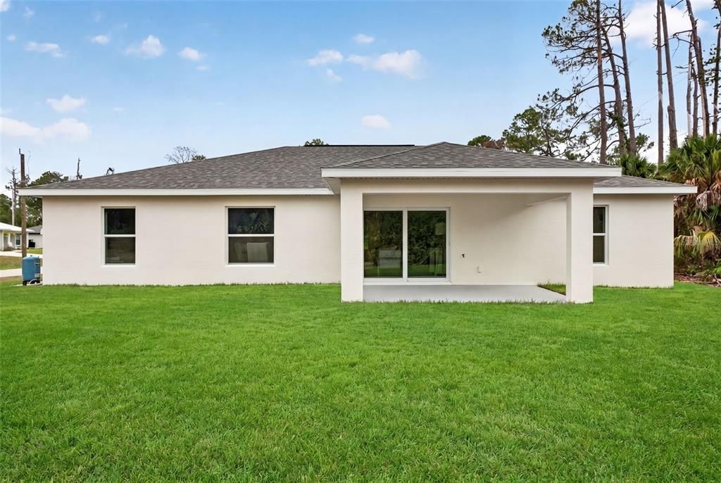 For Sale: $339,900 (4 beds, 3 baths, 1818 Square Feet)