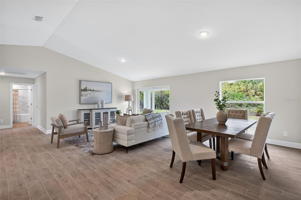 For Sale: $339,900 (4 beds, 3 baths, 1818 Square Feet)