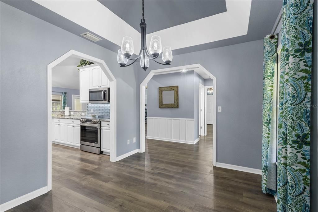 For Sale: $759,000 (3 beds, 2 baths, 2699 Square Feet)