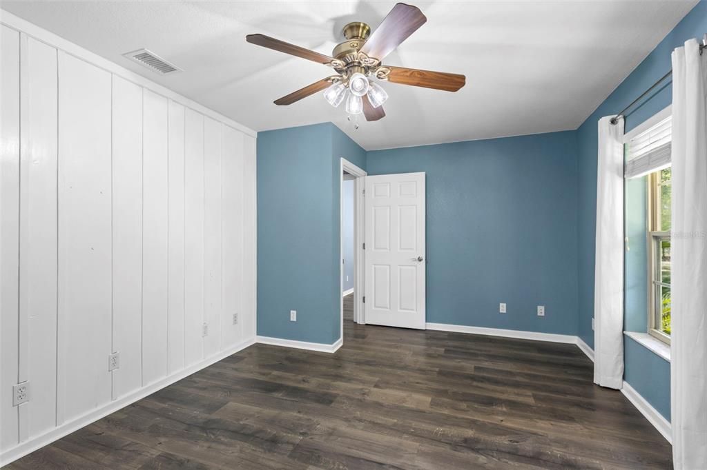 For Sale: $759,000 (3 beds, 2 baths, 2699 Square Feet)