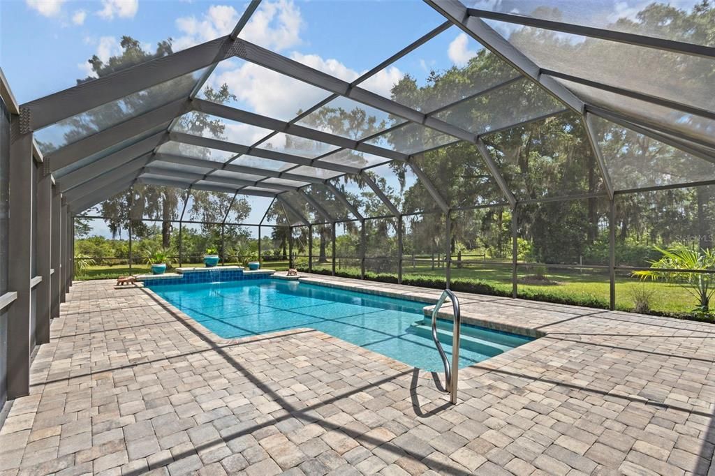 For Sale: $759,000 (3 beds, 2 baths, 2699 Square Feet)