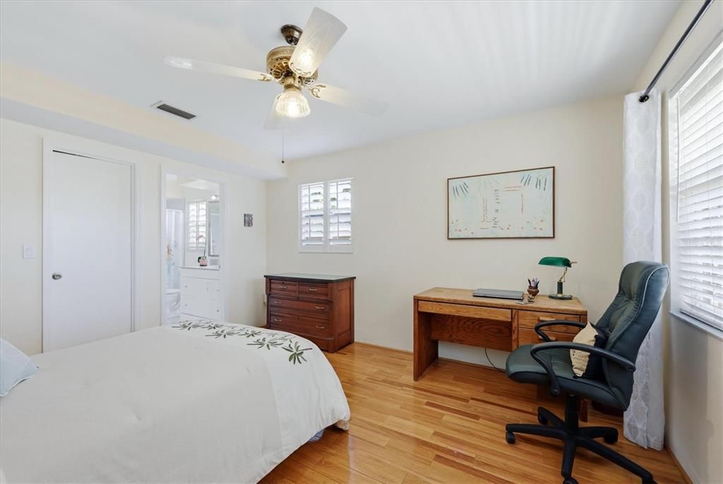 For Sale: $415,000 (3 beds, 2 baths, 1498 Square Feet)