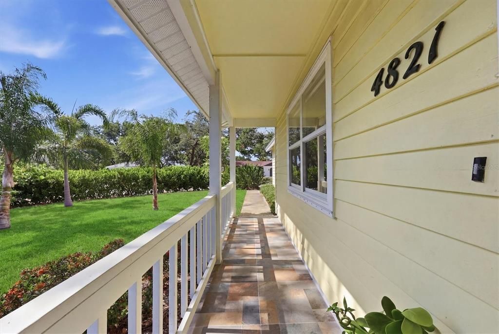For Sale: $415,000 (3 beds, 2 baths, 1498 Square Feet)