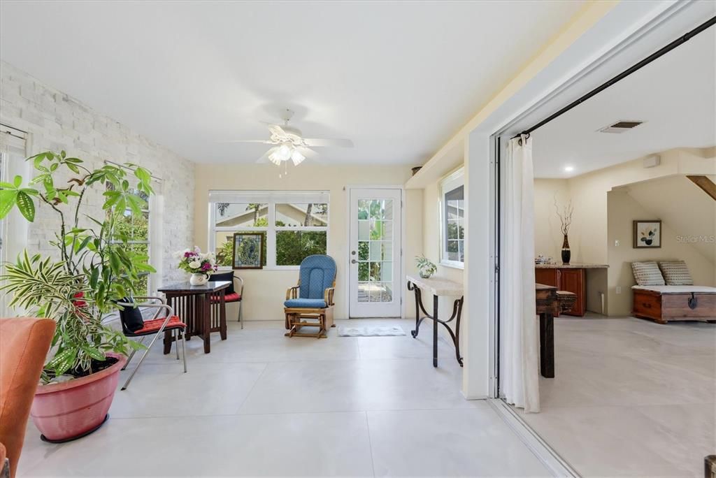 For Sale: $415,000 (3 beds, 2 baths, 1498 Square Feet)