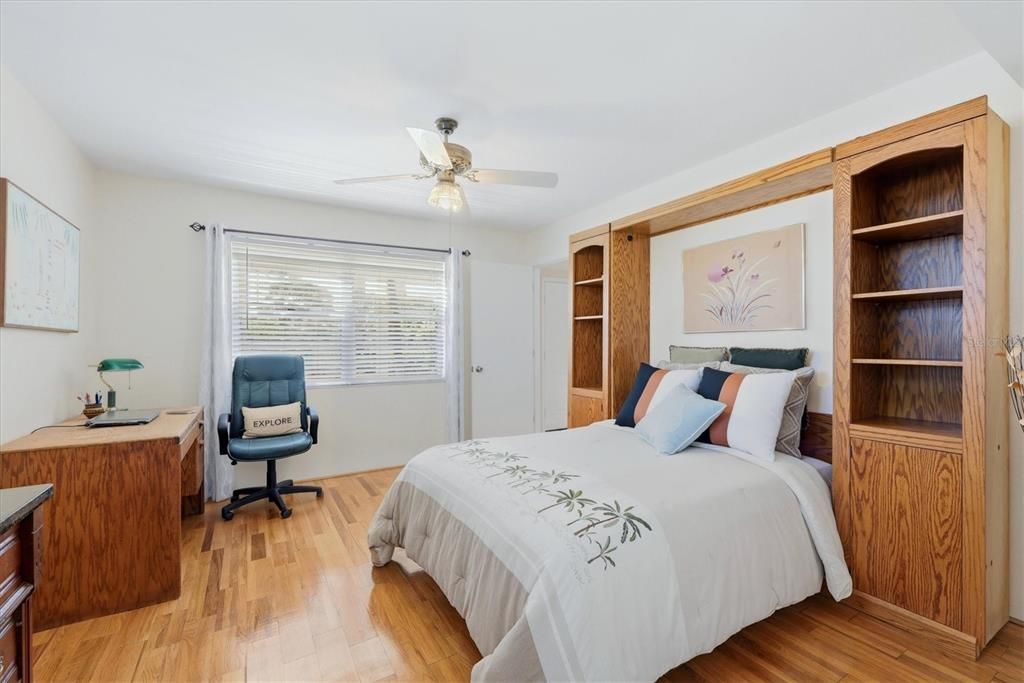 For Sale: $415,000 (3 beds, 2 baths, 1498 Square Feet)