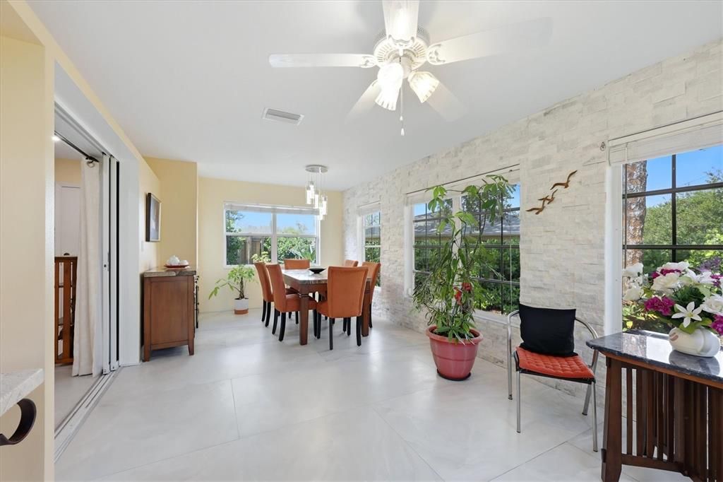 For Sale: $415,000 (3 beds, 2 baths, 1498 Square Feet)