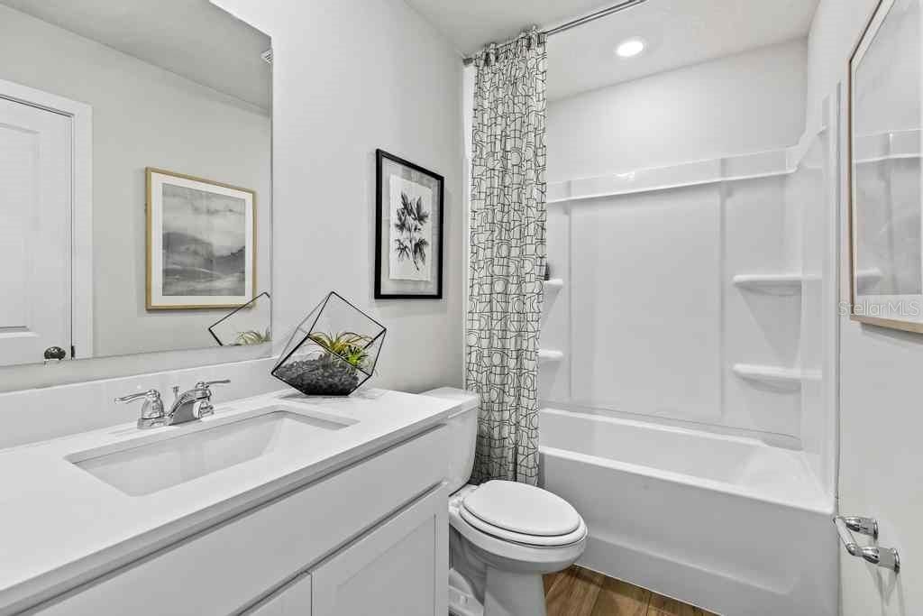 For Sale: $239,990 (3 beds, 2 baths, 1429 Square Feet)