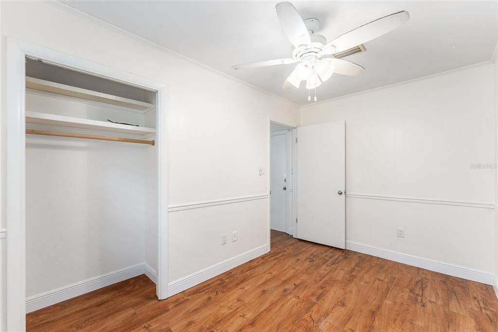 For Sale: $379,000 (4 beds, 2 baths, 1936 Square Feet)