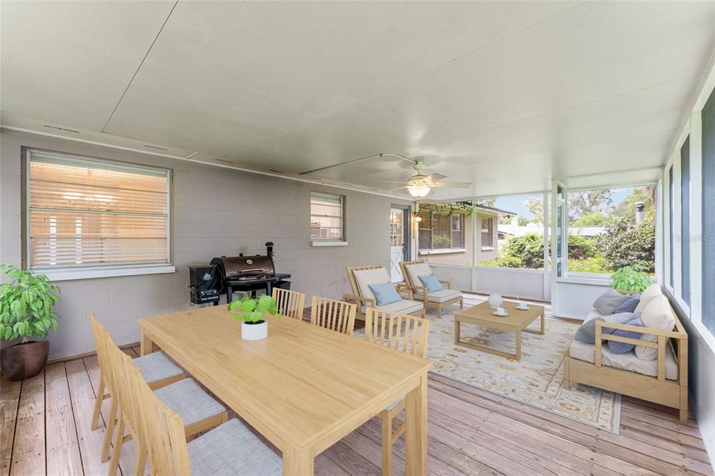 For Sale: $379,000 (4 beds, 2 baths, 1936 Square Feet)