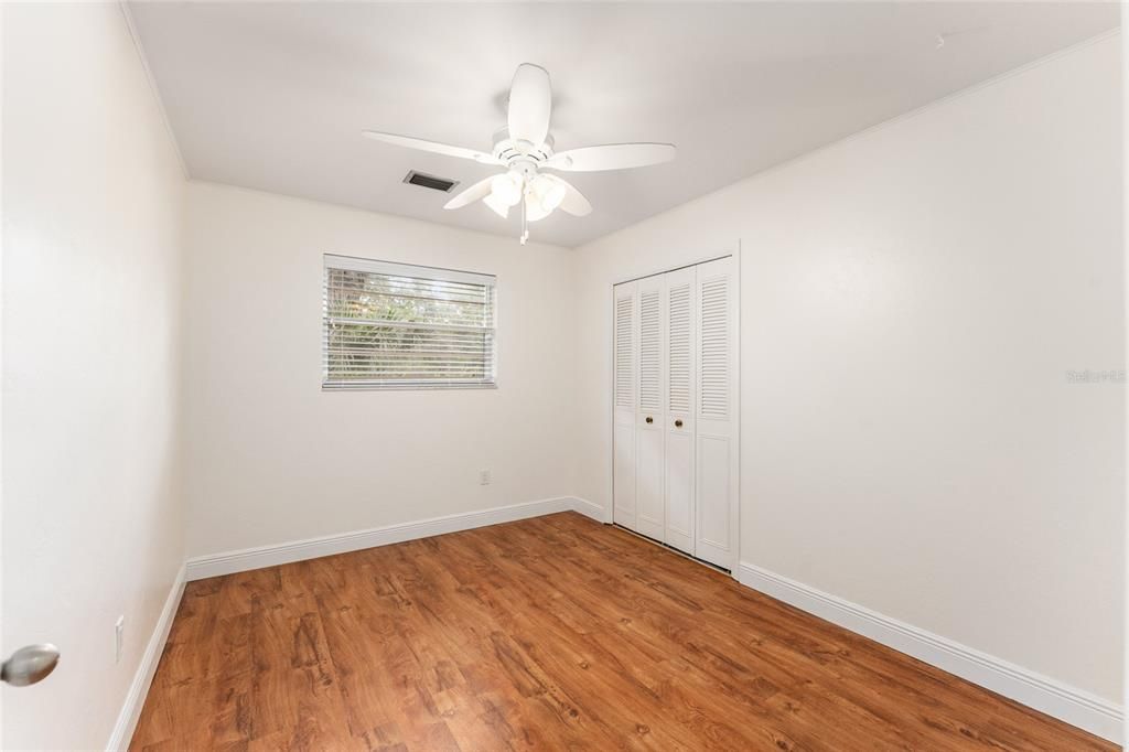 For Sale: $379,000 (4 beds, 2 baths, 1936 Square Feet)