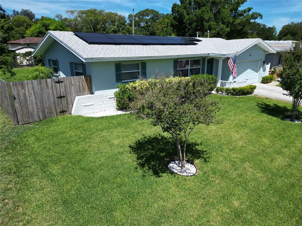 For Sale: $465,000 (3 beds, 2 baths, 1365 Square Feet)