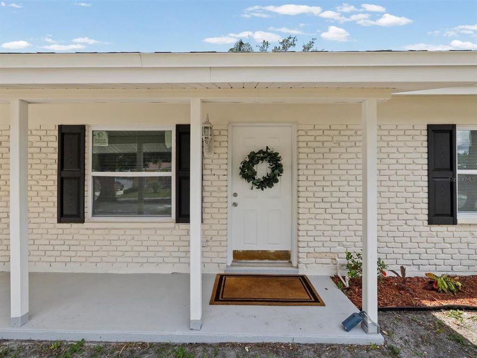 For Sale: $465,000 (4 beds, 3 baths, 1586 Square Feet)