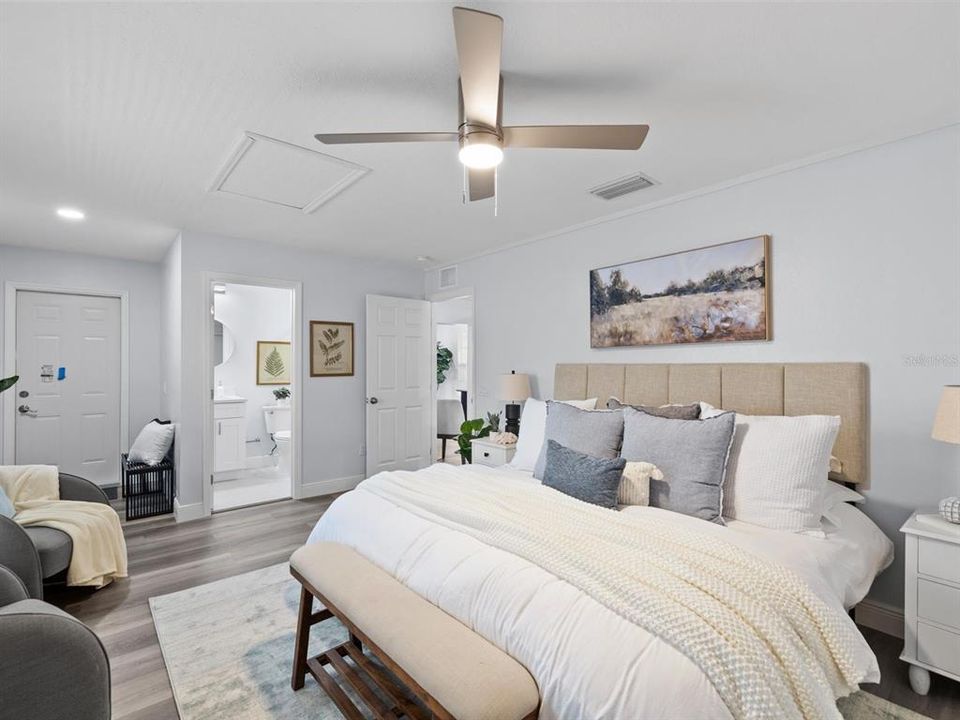For Sale: $465,000 (4 beds, 3 baths, 1586 Square Feet)