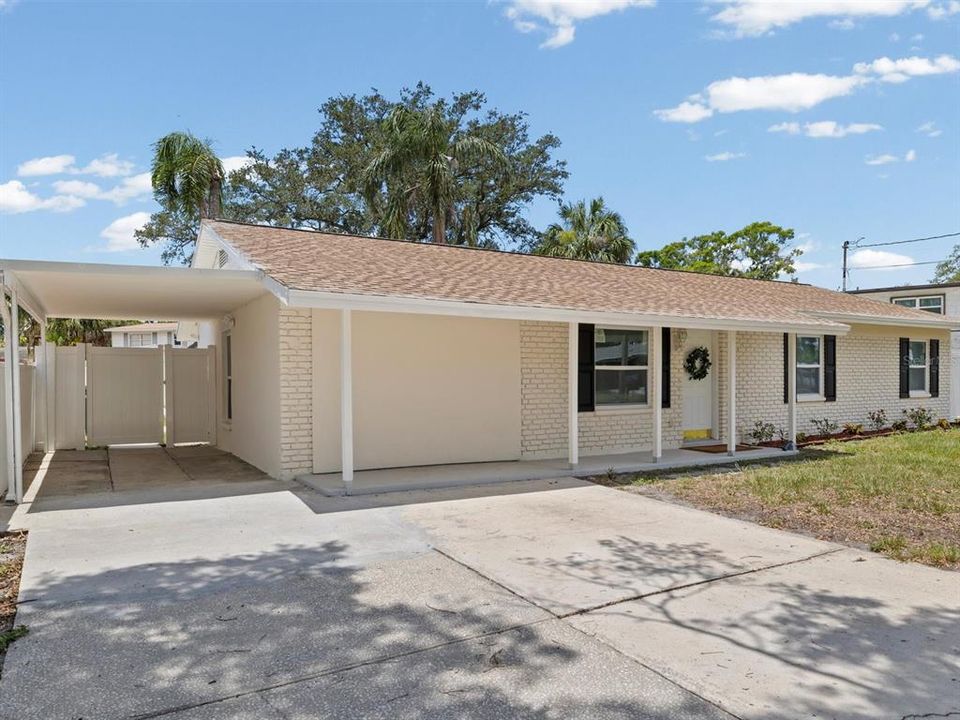 For Sale: $465,000 (4 beds, 3 baths, 1586 Square Feet)