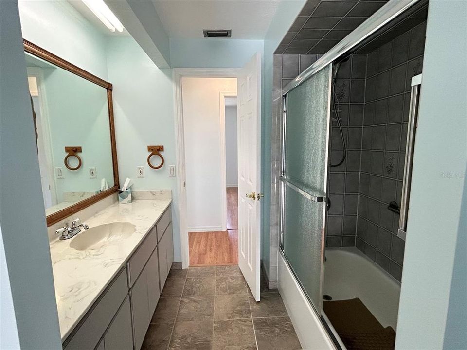 For Sale: $325,000 (3 beds, 2 baths, 1998 Square Feet)