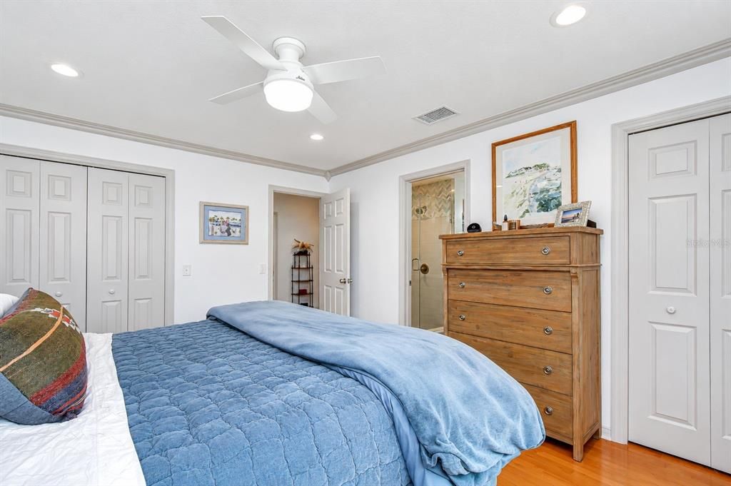 For Sale: $550,000 (3 beds, 2 baths, 1792 Square Feet)