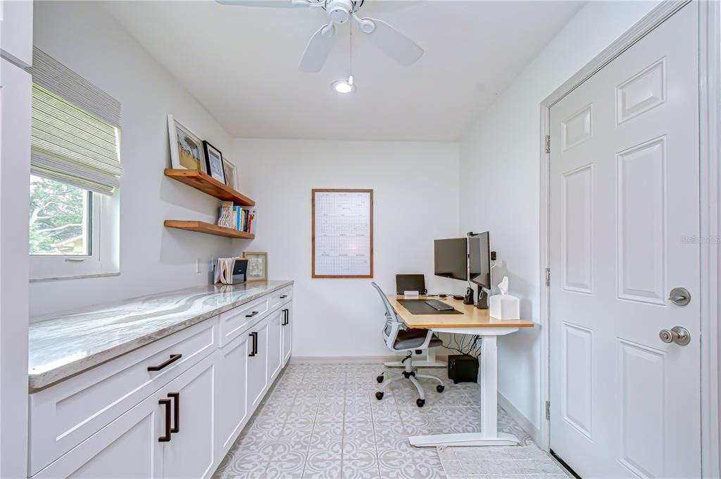 For Sale: $550,000 (3 beds, 2 baths, 1792 Square Feet)
