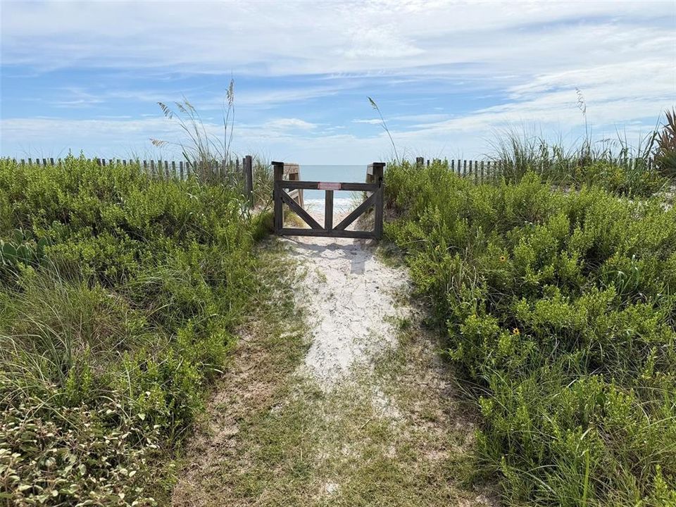 For Sale: $30,000 (0.05 acres)